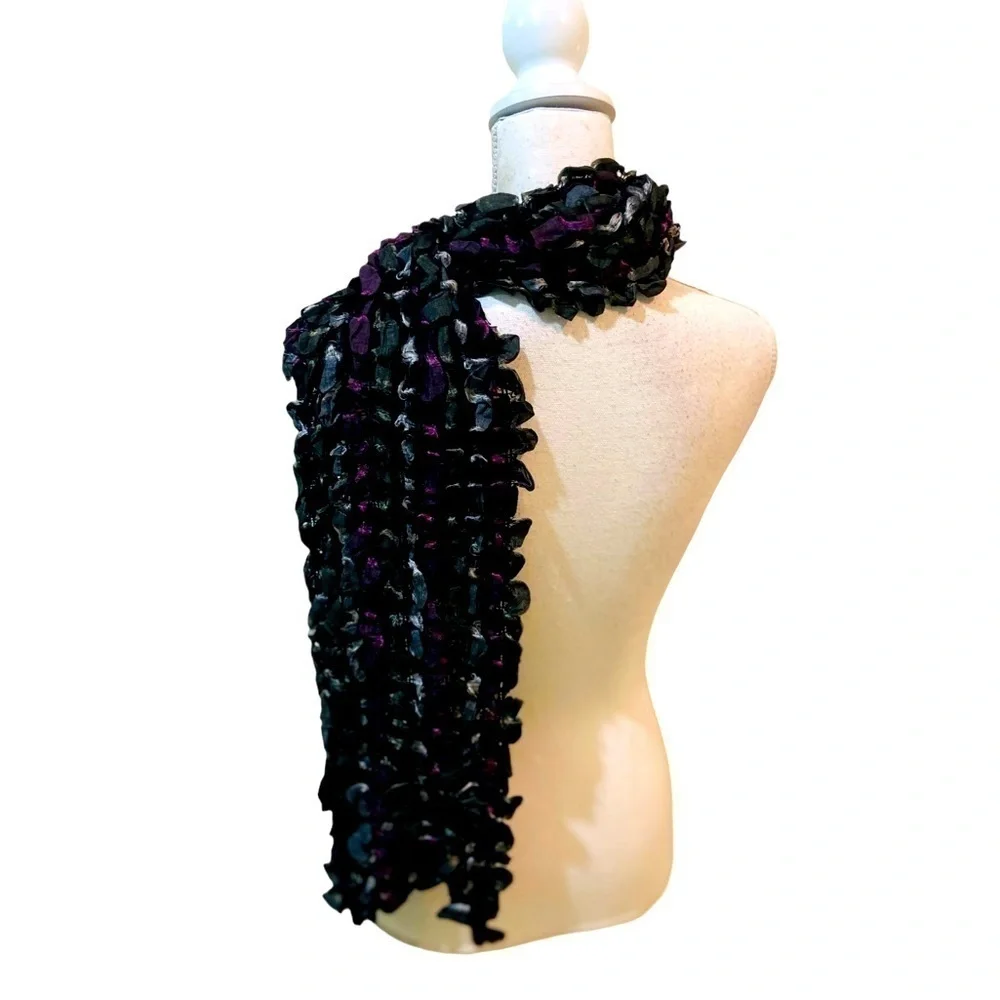 Bubble rectangular scarf/wrap in berry, gray, & black